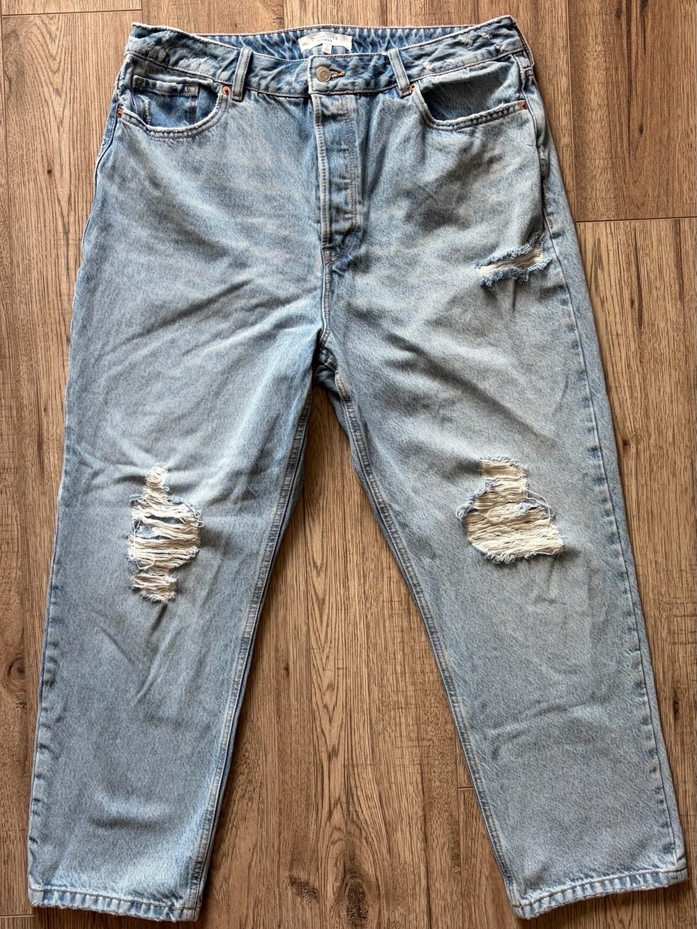 Dynamite Gisele Ripped Mom Jeans High Rise Button Fly - Light Blue, 32